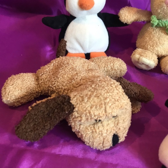 Lot of 5 small plush stuffed animals bunny Wendy's snoopy, penguin, dog, Ty lamb - Picture 2 of 16